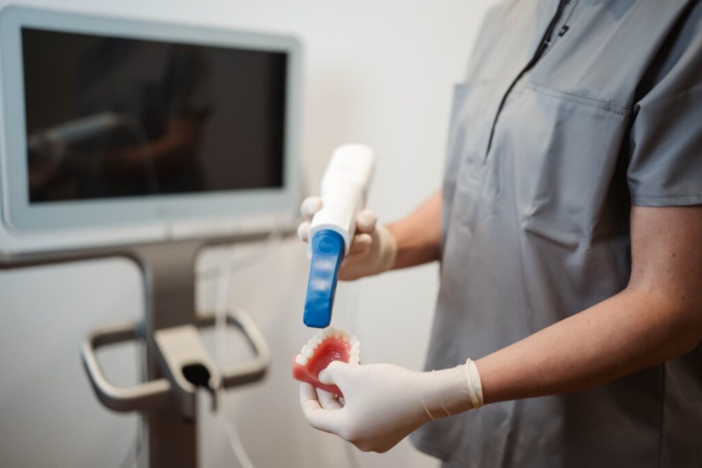 Scanner statt Abdruck bei Zahnarzt Dr. Beckmann Dr. Korte in Köln