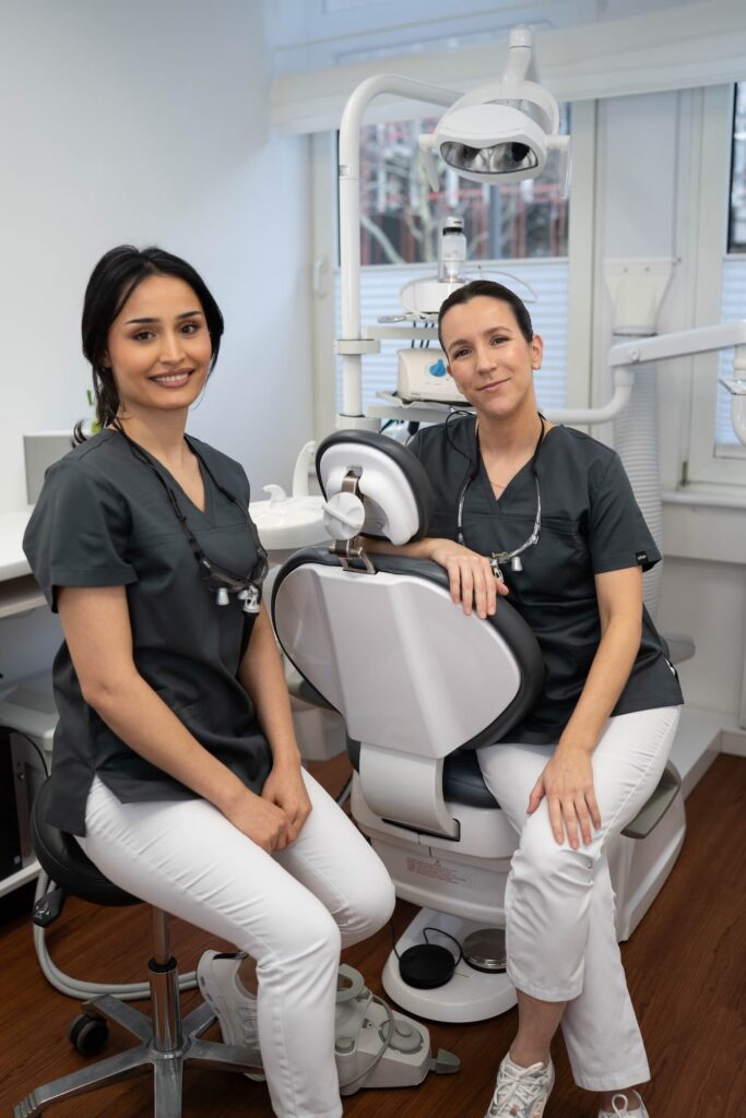 ZFA im Behandlungsraum