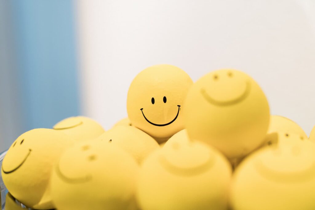 Gelbe Smiley Bälle bei Dr. Beckmann und Dr. Korte in Köln